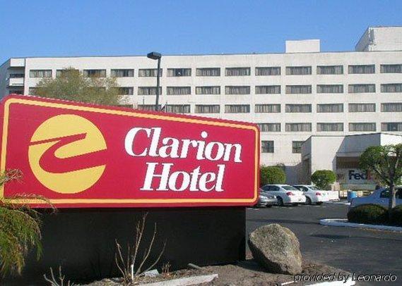 Clarion Hotel Деленд Экстерьер фото